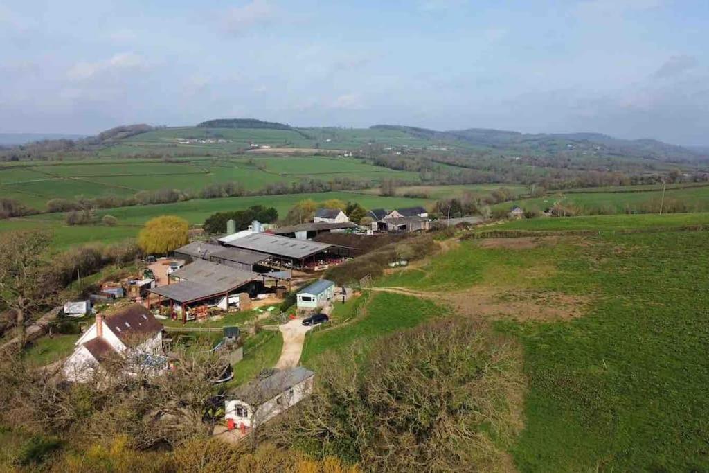 Park Gate, Colyton, Farm,Near Beaches-'Annie' Exterior photo
